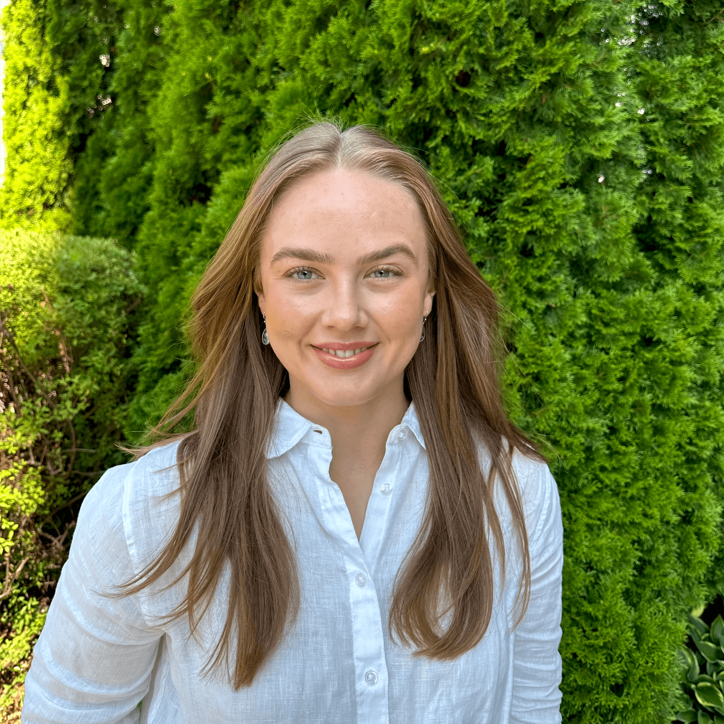Elvira Hjelmstedt 1.png